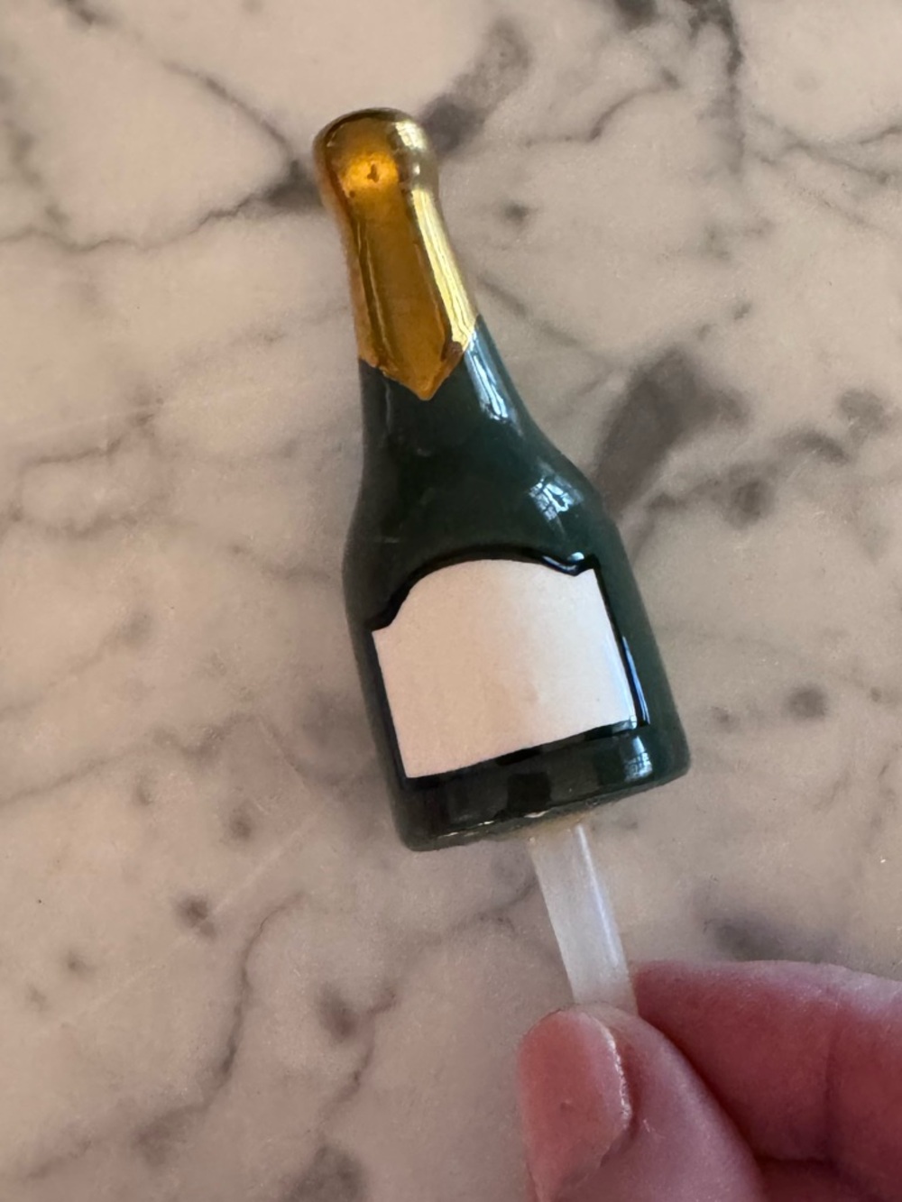 Nora Fleming wine mini, like new